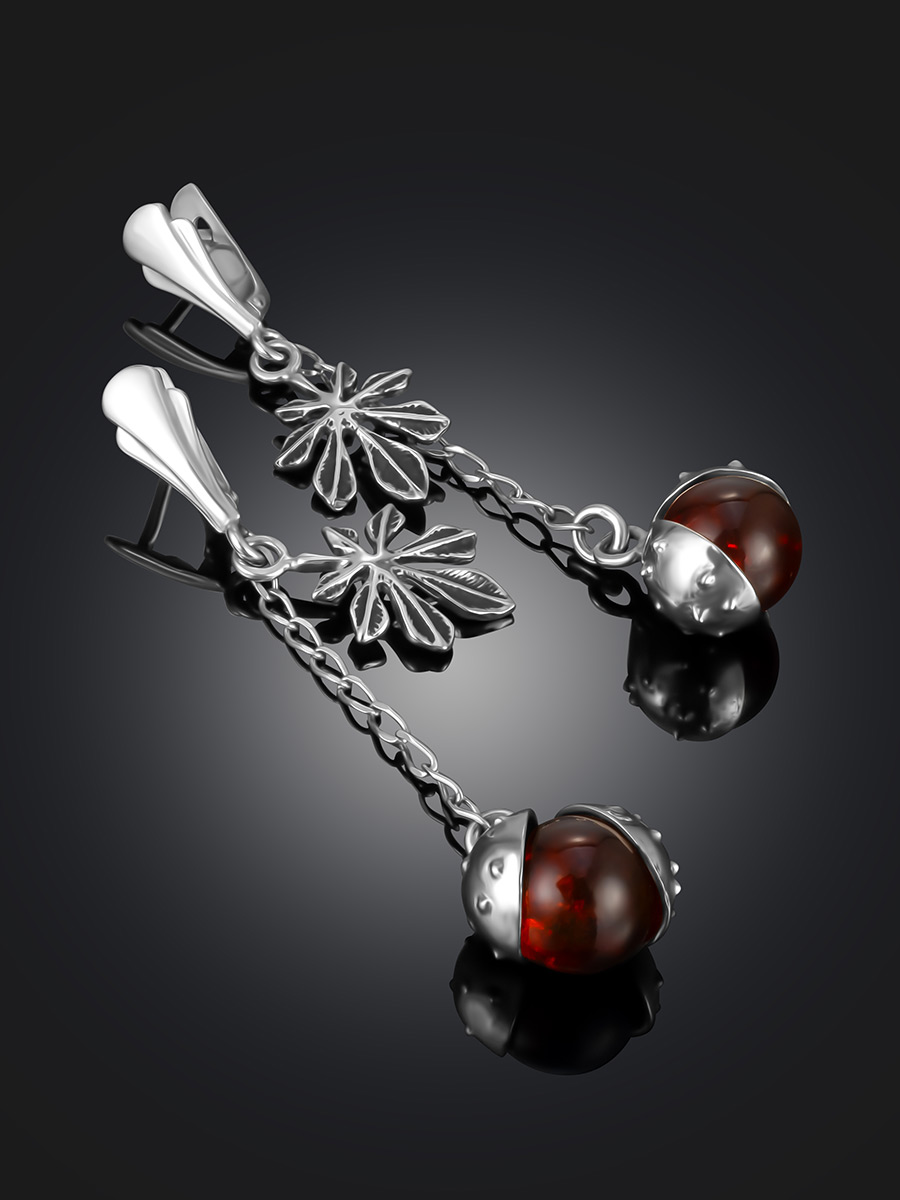 Чудесные серьги «Божья коровка» с янтарными подвесками на цепочках