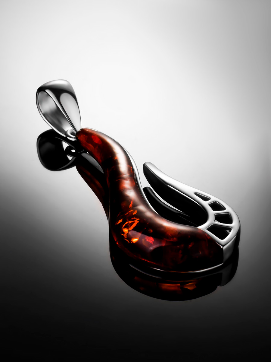 Оригинальная подвеска из коньячного янтаря «Санрайз»