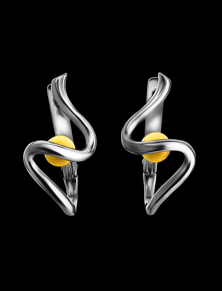 Изящные серьги из натурального цельного янтаря медового цвета «Лея»