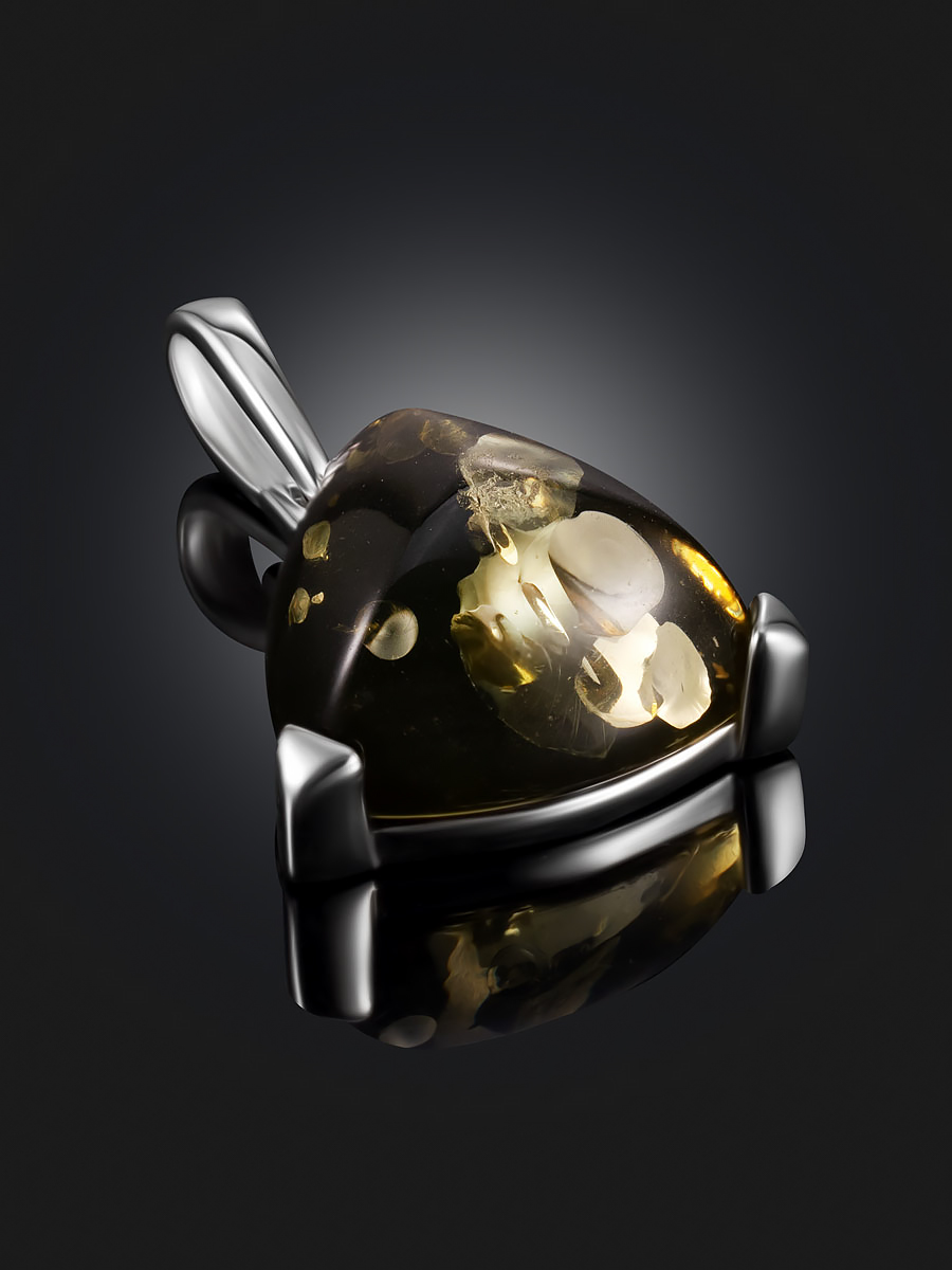 Подвеска из натурального зелёного янтаря «Треугольник»