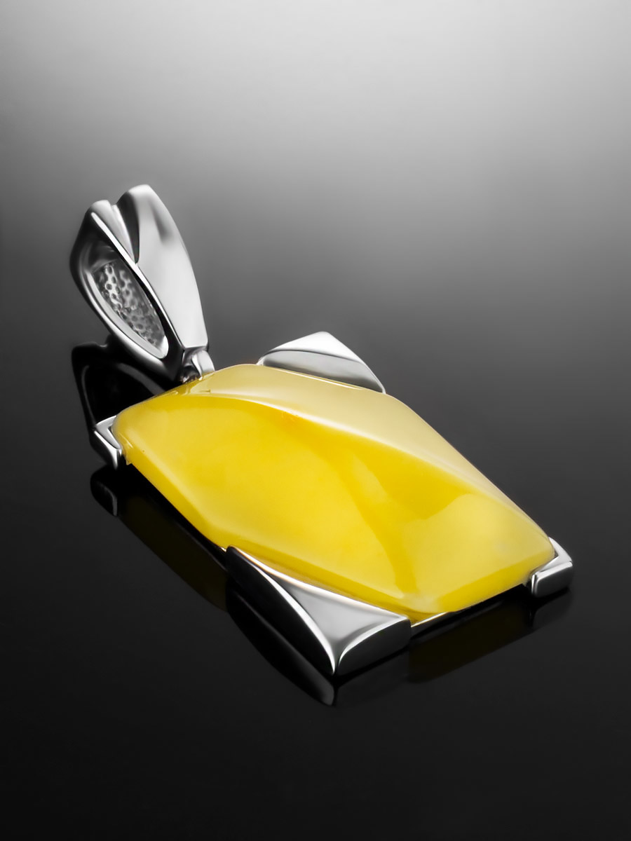 Прямоугольный кулон с медовым янтарём «Генезис»