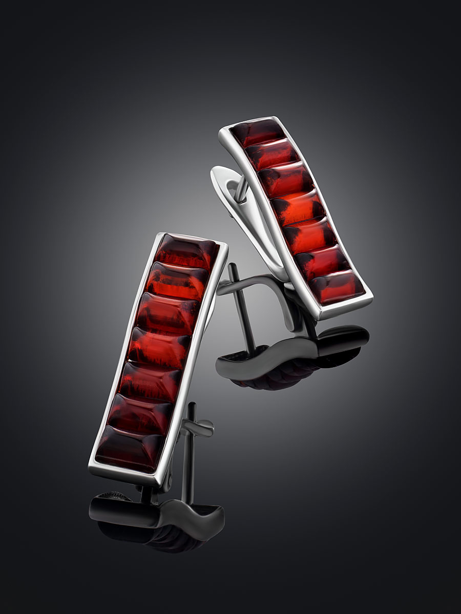 Серьги с прямоугольными вставками вишневого янтаря «Мозаика»