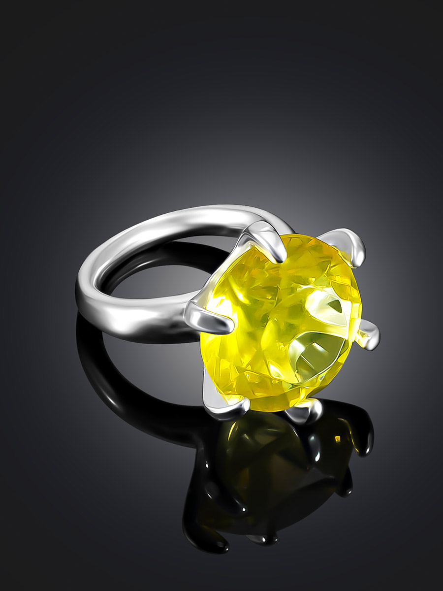 Миниатюрная подвеска-колечко с гранёным янтарём «Баккара»