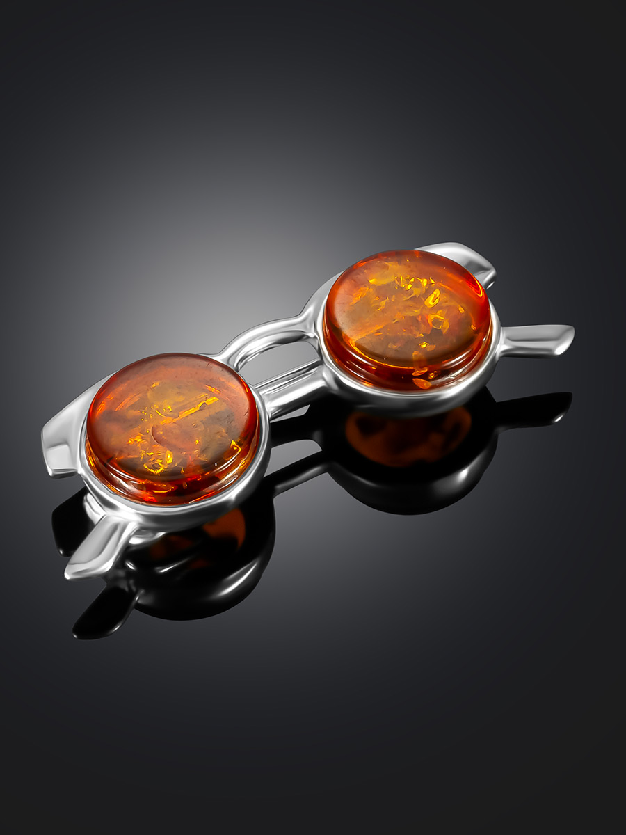 Очаровательная брошь в виде очков с коньячным янтарём