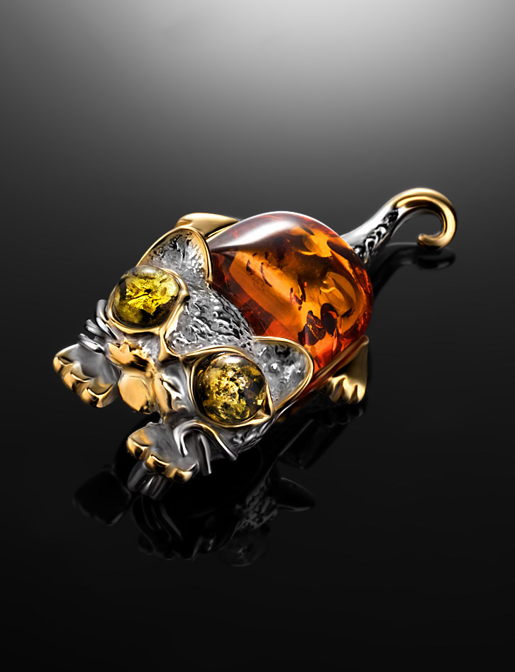 Брошь из натурального янтаря «Котёнок»