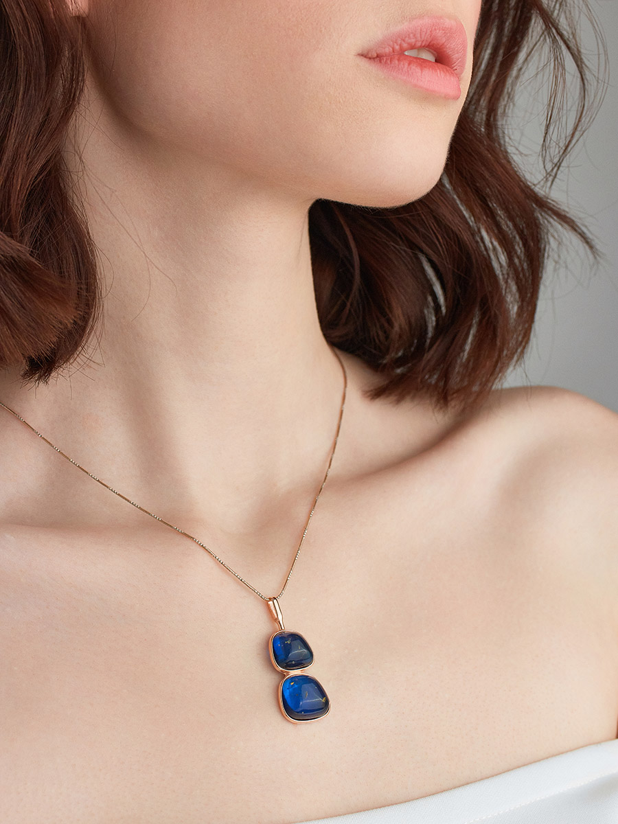 Оригинальная подвеска «Копенгаген» с тонированным синим янтарём