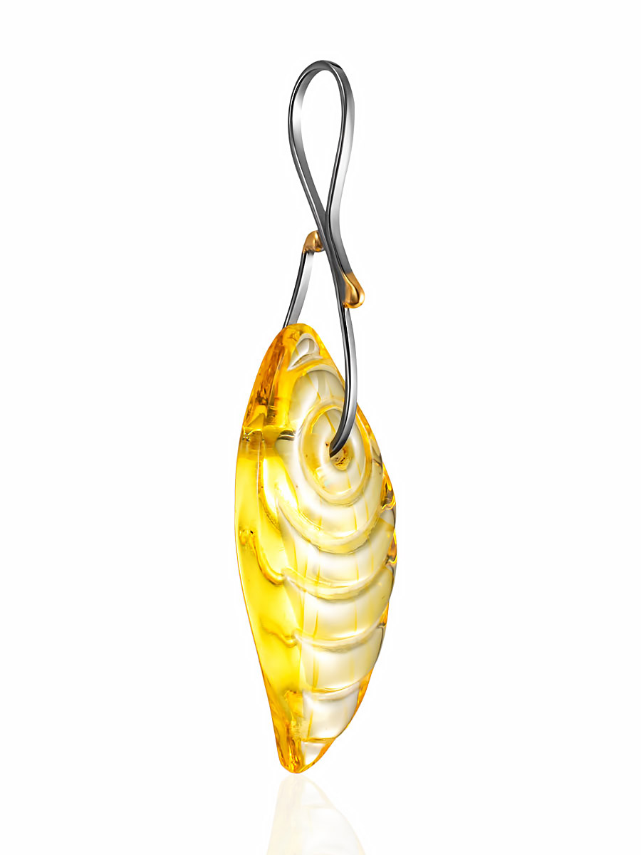 Аккуратный кулон «Ракушка» из лимонного янтаря