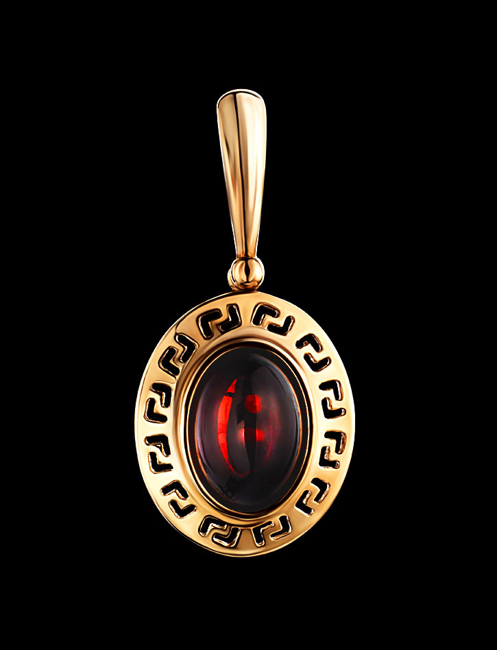 Стильный яркий кулон из вишнёвого янтаря «Эллада»