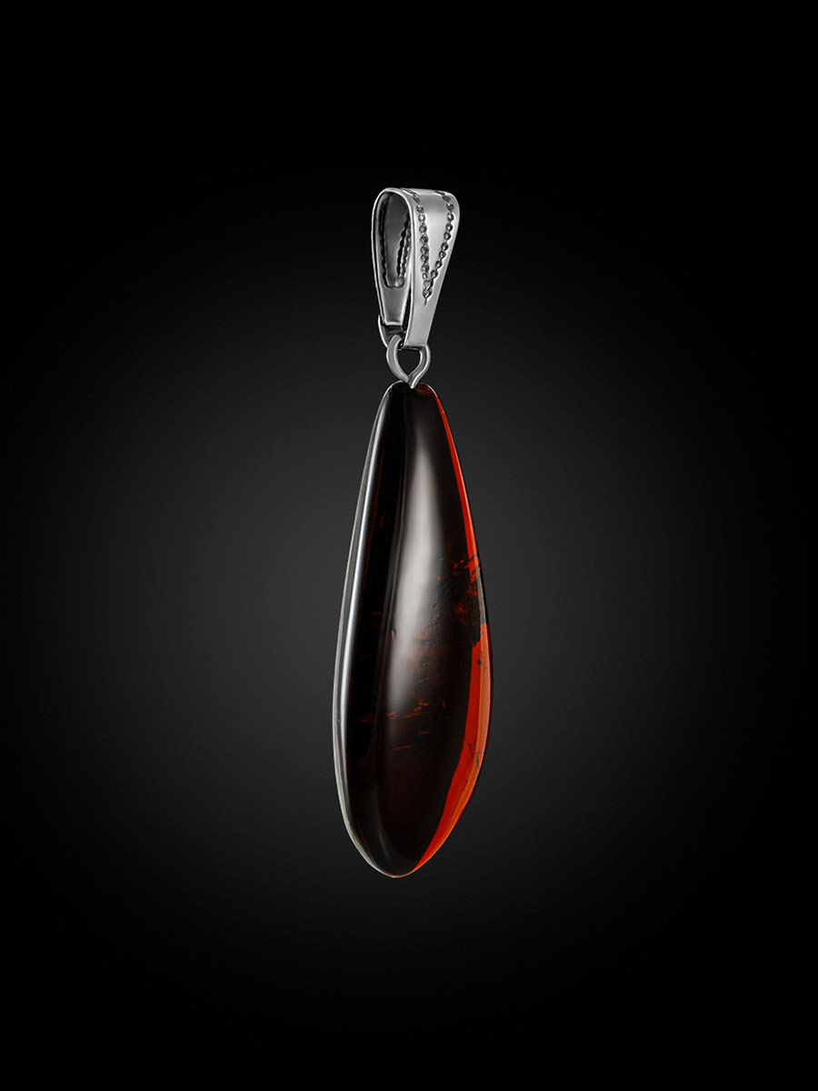 Небольшая удлиненная подвеска «Капля вишнёвая» из натурального янтаря