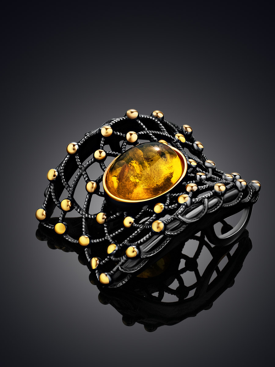 Оригинальный чернёный кулон с натуральным янтарём «Паутинка»