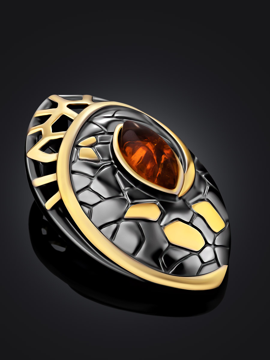 Красивая подвеска «Донателла»с чернением и золочением, украшенная янтарём