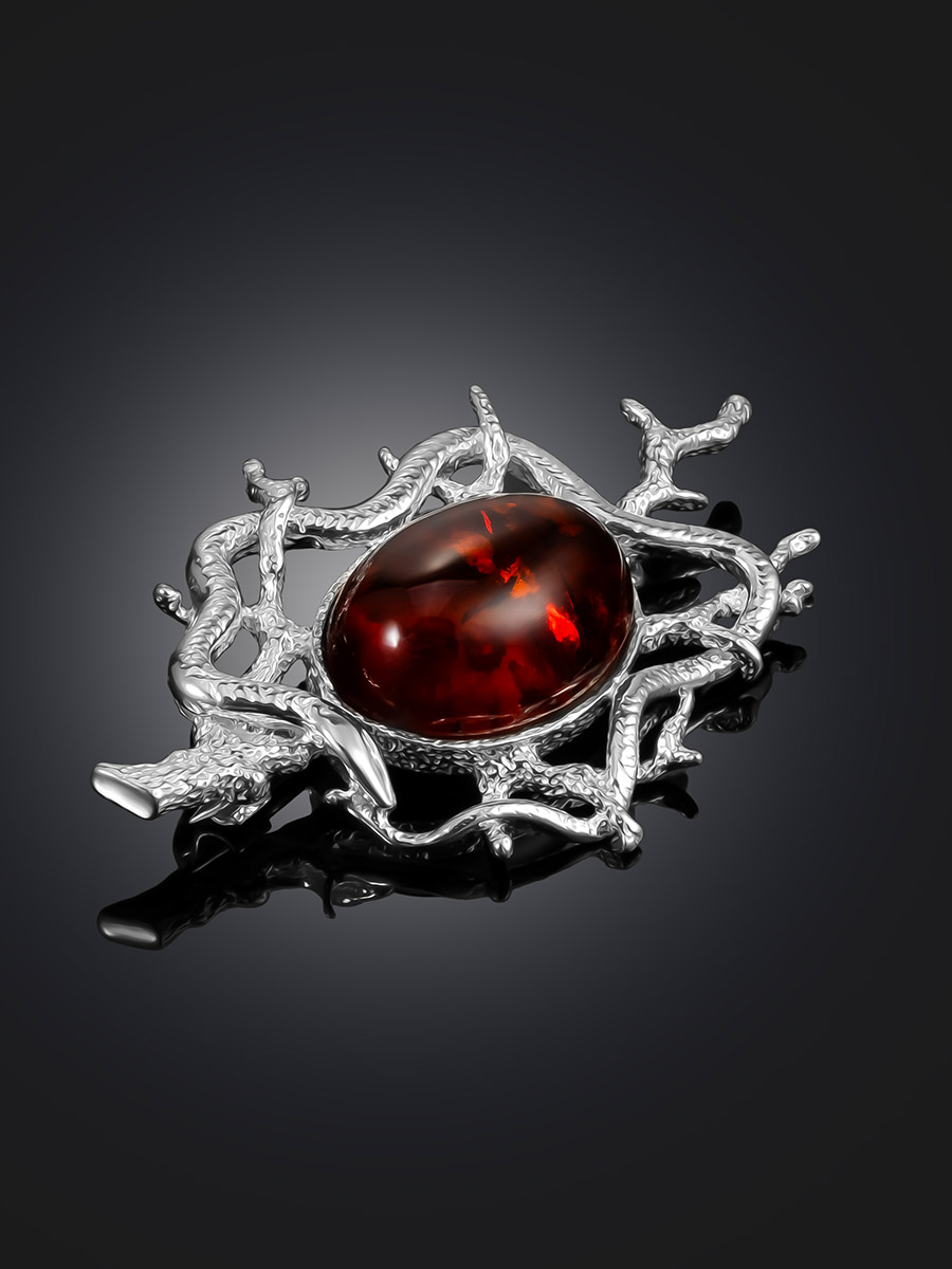 Ажурная брошь «Ариэль» с тёмно-коньячным янтарём