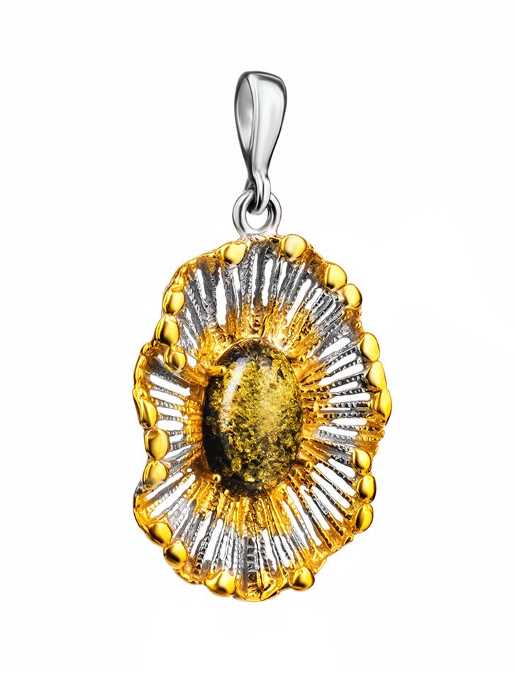 Роскошный кулон «Бахчисарай» из искрящегося зелёного янтаря