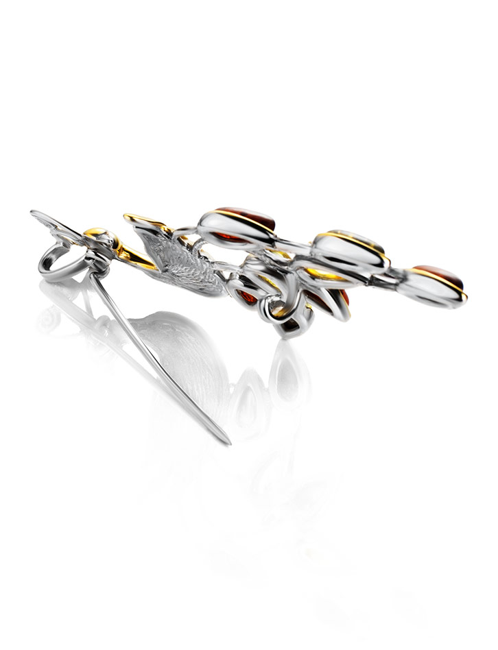 Красивая брошь с натуральным янтарём трёх цветов «Павлин»