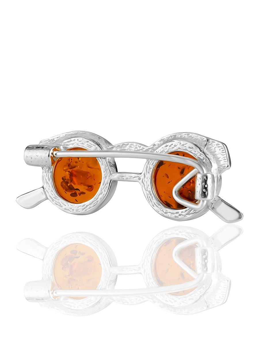 Очаровательная брошь в виде очков с коньячным янтарём