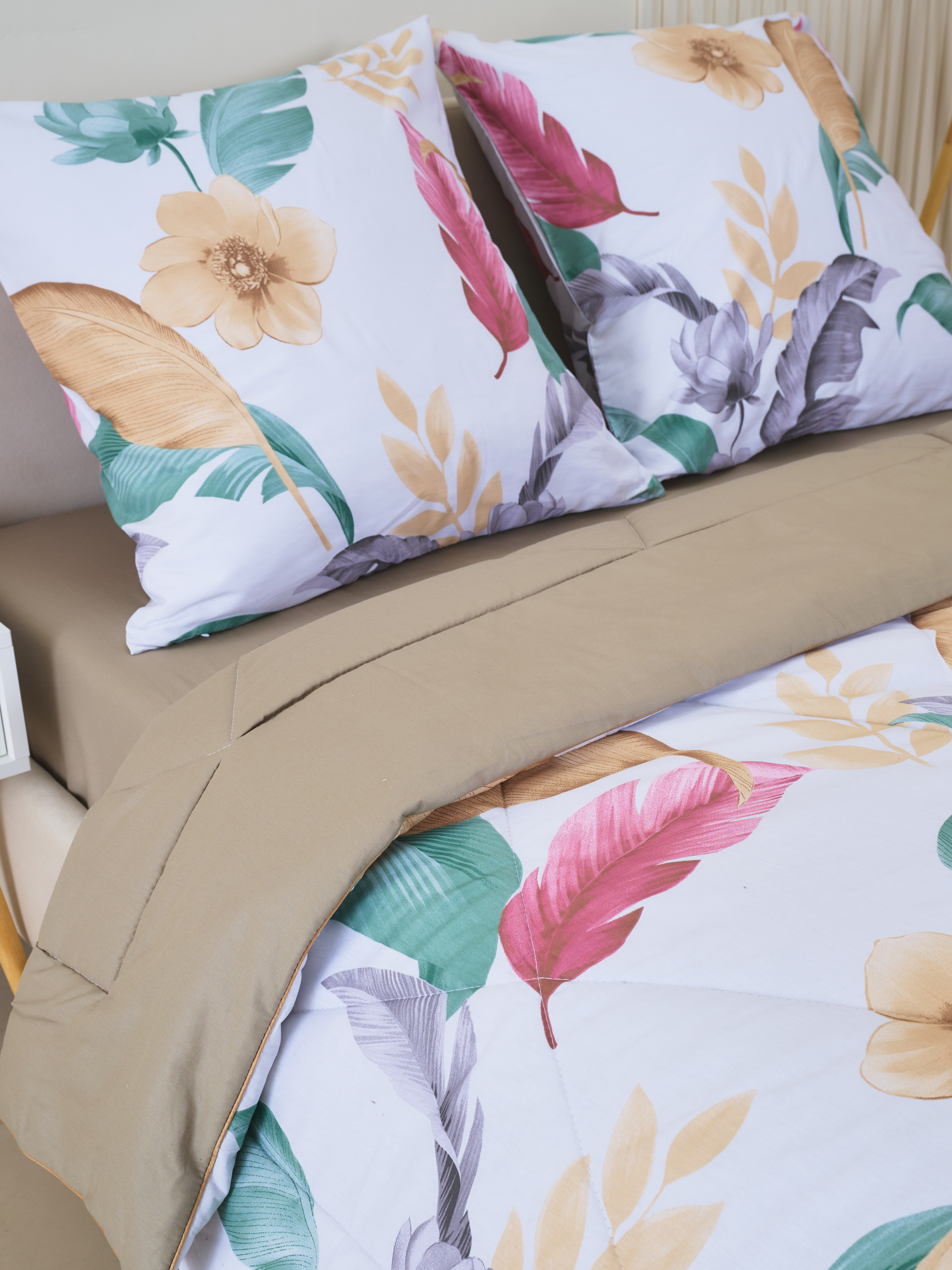 Комплект постельного белья с одеялом - Листья тропиков