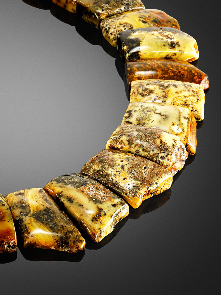 Лечебное колье из натурального балтийского янтаря чёрного цвета «Помпеи»