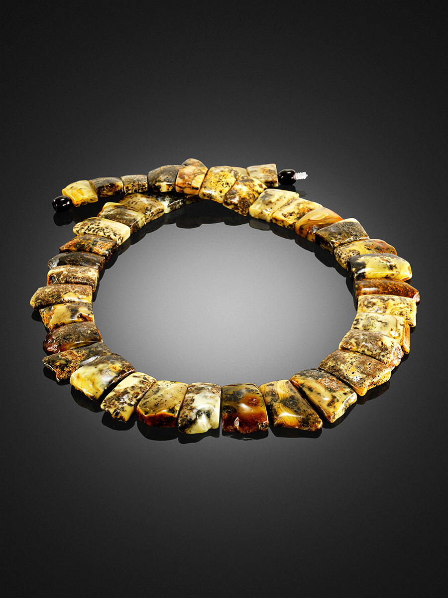 Лечебное колье из натурального балтийского янтаря чёрного цвета «Помпеи»