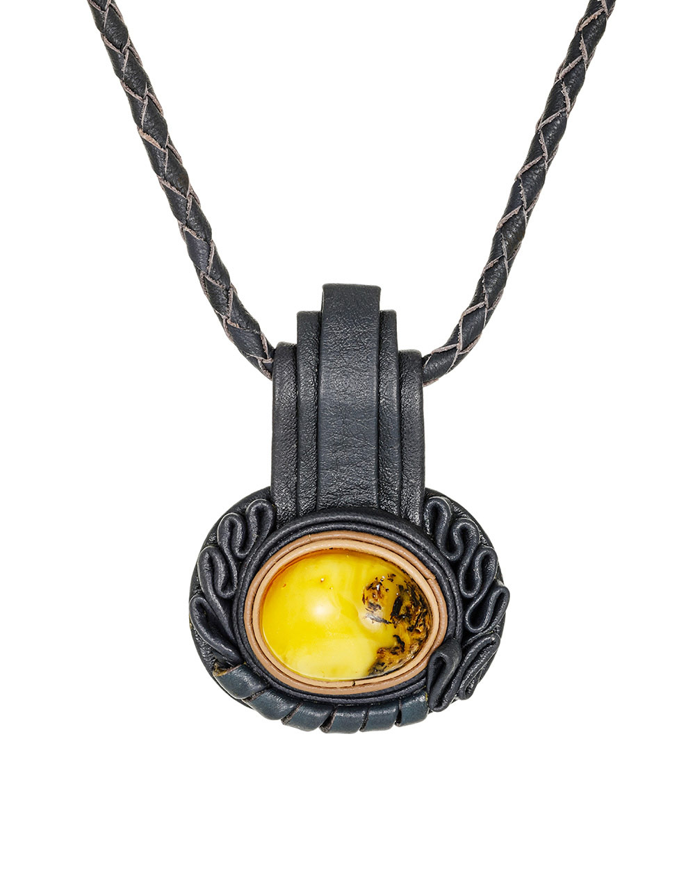 Колье из кожи «Амазонка» с медовым янтарём