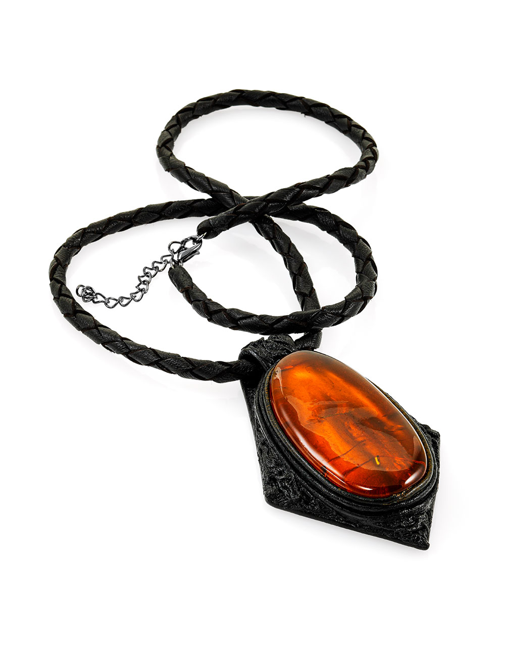 Стильное кожаное колье «Амазонка» с цельным коньячным янтарём