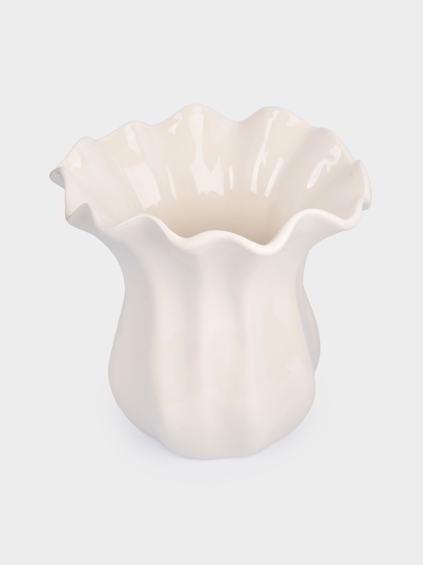 Ваза для цветов, 23 см, керамика, молочная, Волнистый край, Zephyr