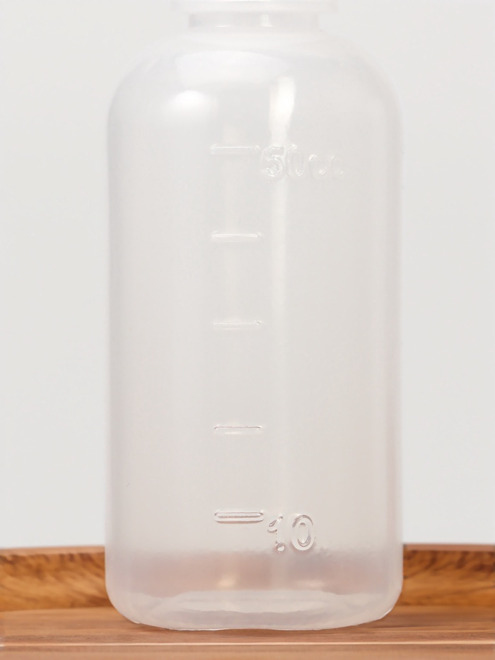 Бутылочка с иглой, со шкалой деления, 50 мл, прозрачная