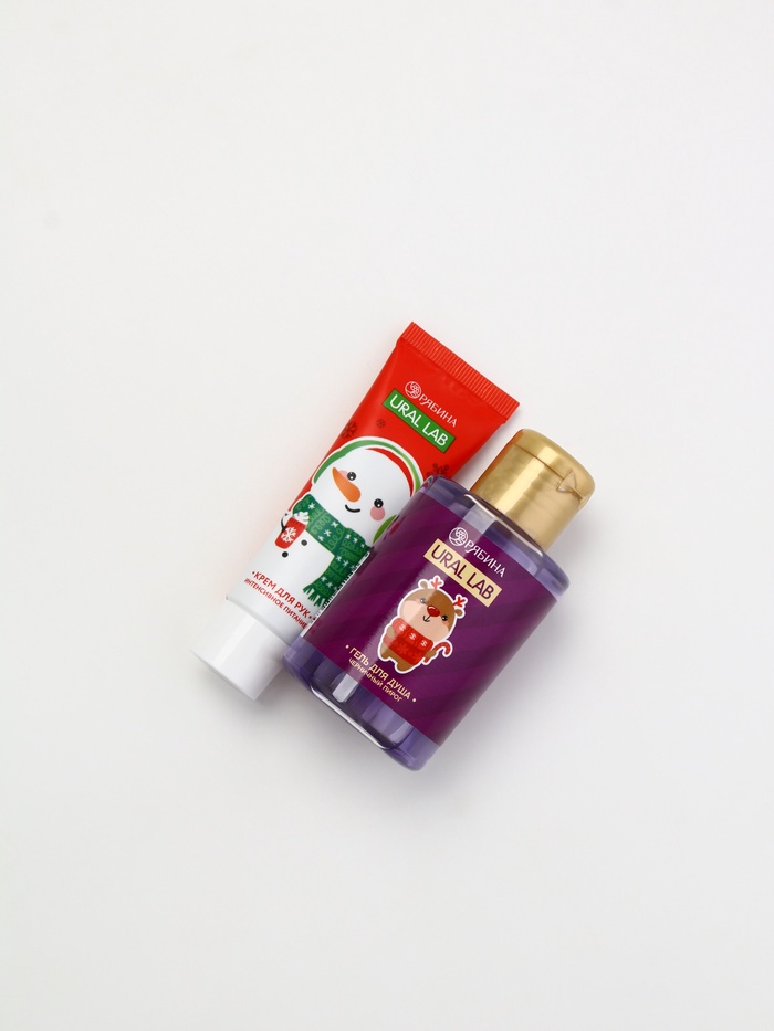Подарочный набор новогодний «Снеговик», гель для душа, кружка, мочалка и крем для рук, URAL LAB