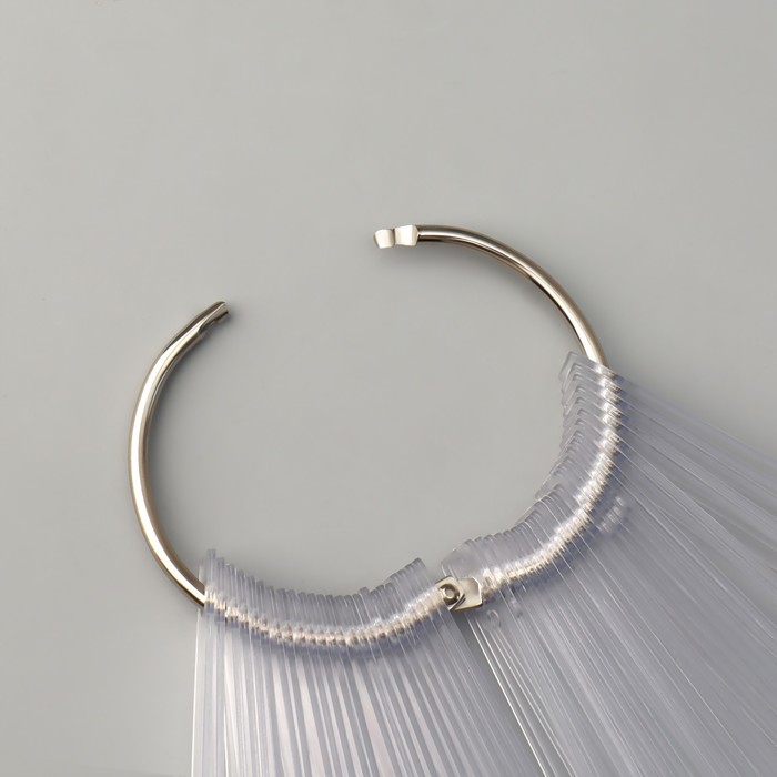 Палитра для лаков на кольце, 50 ногтей, форма мягкий квадрат, прозрачная