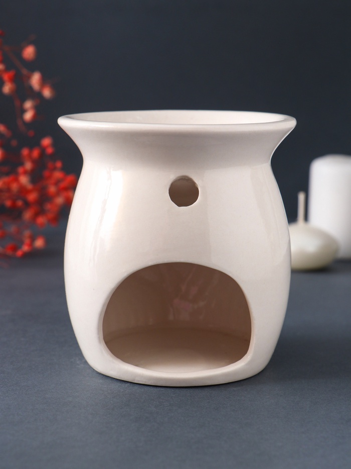 Аромалампа для эфирных масел «Линии из листвы», керамика, белый, 8.9×8.9×9.3 см