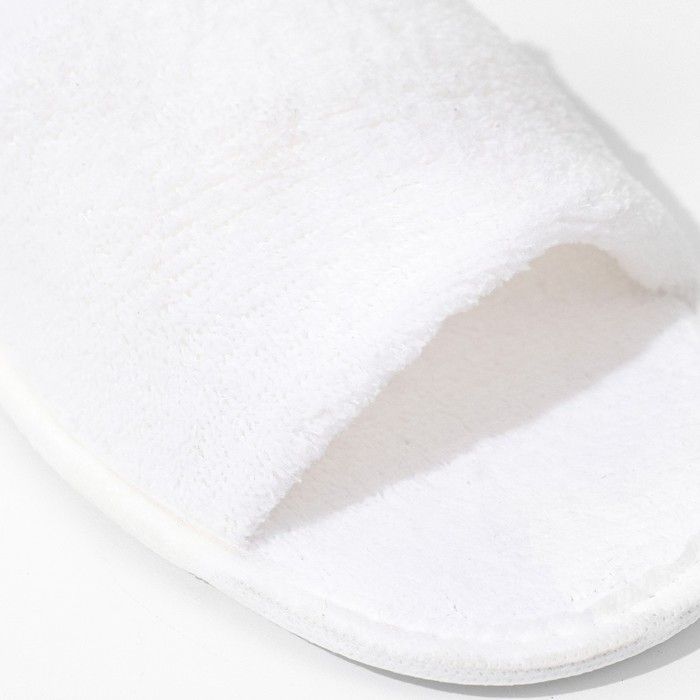 Одноразовые тапочки корал флис, поролон 3 мм, картон 43 размер (индивидуальная упаковка)