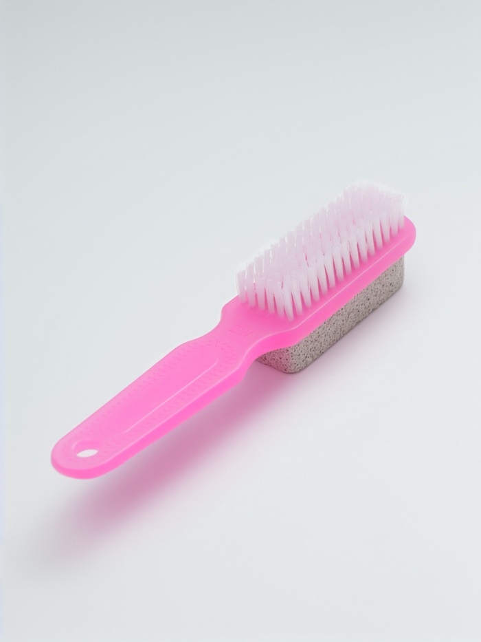 Пемза для педикюра, с щёткой, двусторонняя, 15.5 см, МИКС