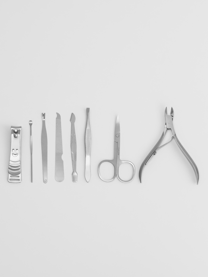 Набор маникюрный «Рептилия», 8 предметов, в футляре, коричневый