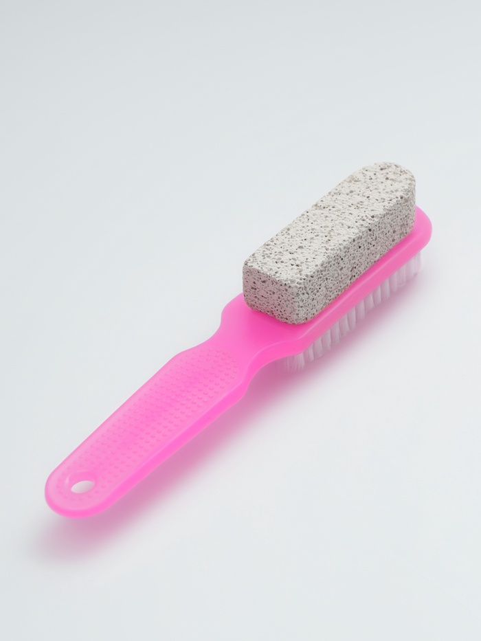 Пемза для педикюра, с щёткой, двусторонняя, 15.5 см, МИКС