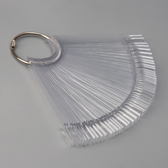 Палитра для лаков на кольце, 50 ногтей, форма мягкий квадрат, прозрачная