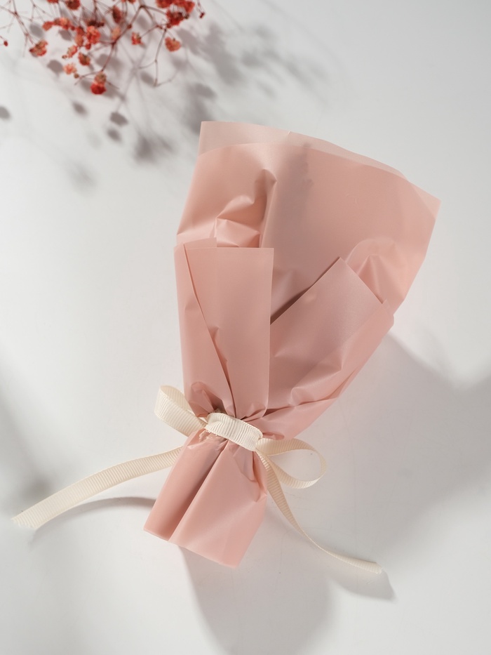 Букет из мыльных лепестков для ванны «Роза подарочная в коробке», красный, 8.6×8.6×18.5 см