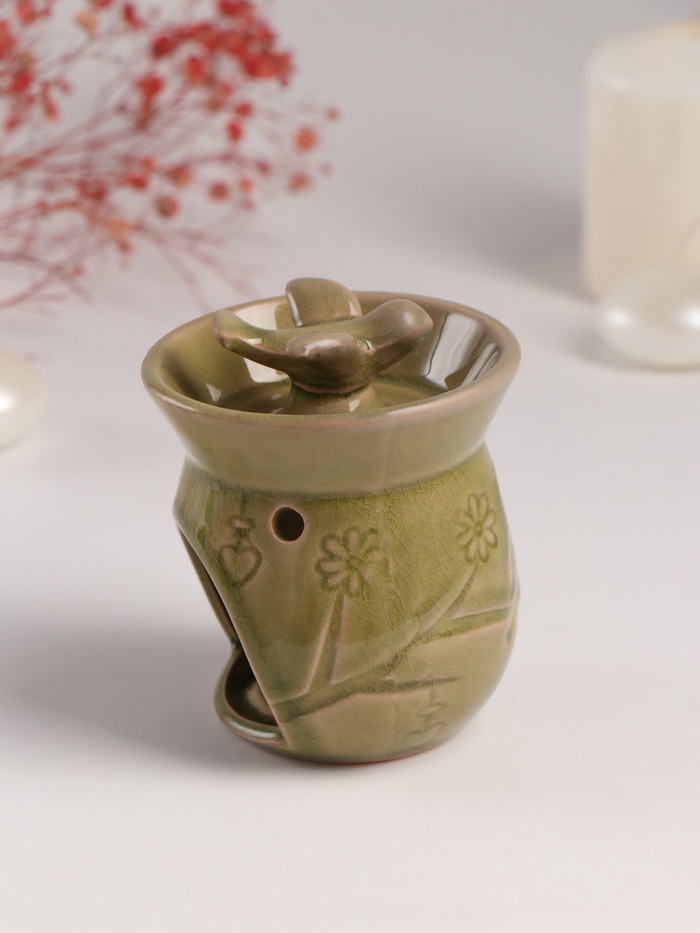 Аромалампа для эфирных масел «Птички на ветке», керамика, 7.5×7.5×9.8 см