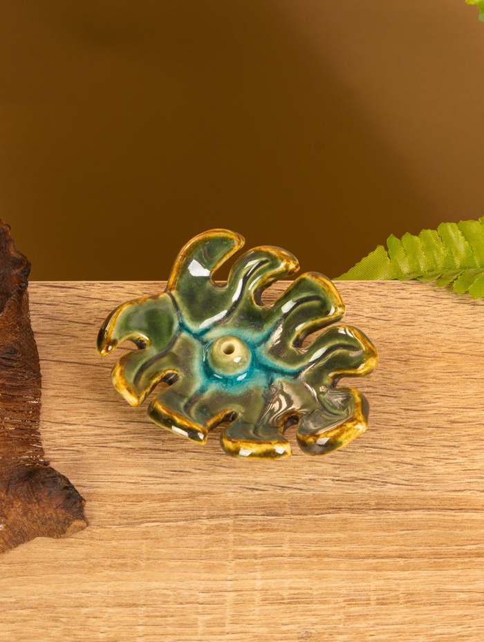 Подставка под благовония «Лист», 8×7×2 см, керамика, зелёная