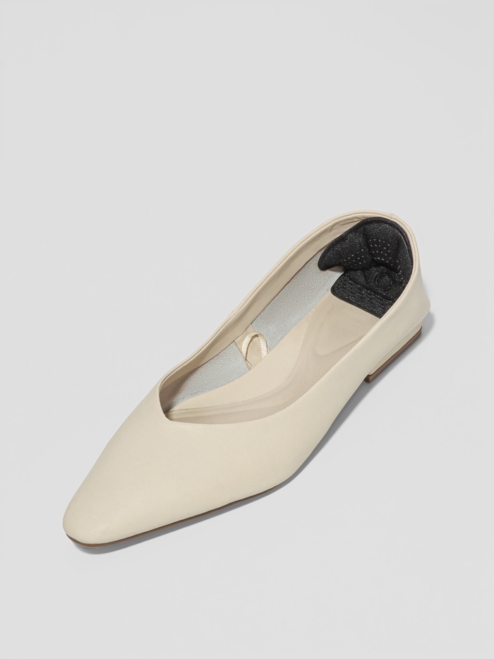 Пяткоудерживатели для обуви, на клеевой основе, 11×7.8 см, пара, белые