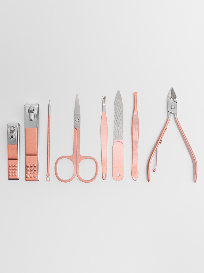 Набор маникюрный, 8 предметов, в футляре, цвет бежевый, розовое золото