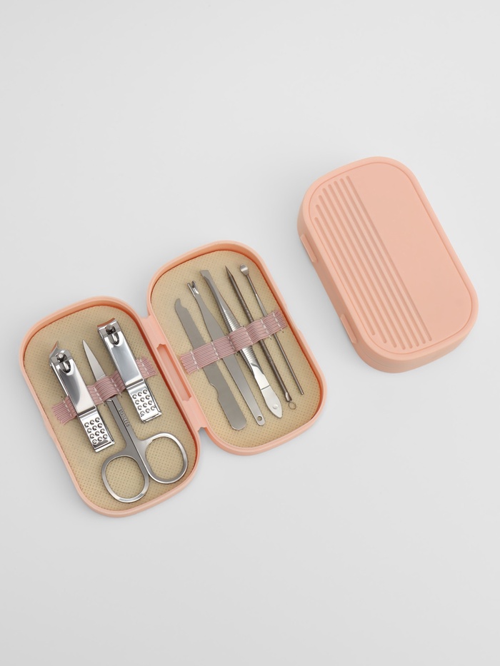 Набор маникюрный, 8 предметов, в пластиковом футляре, розовый