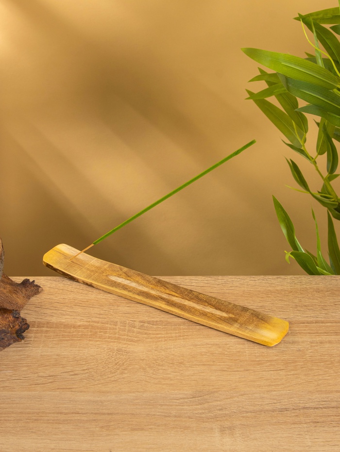 Благовония в тубусе «Жасмин и Шафран», 30 штук с деревянной подставкой