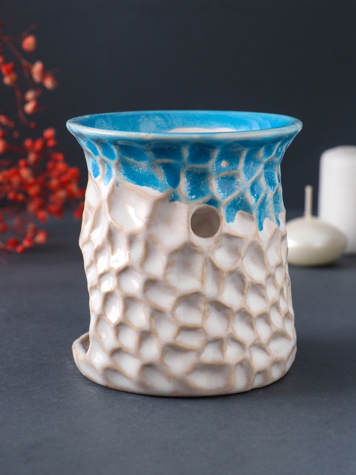 Аромалампа для эфирных масел «Узорчатая абстракция», керамика, синий, 8.5×8.5×9.5 см