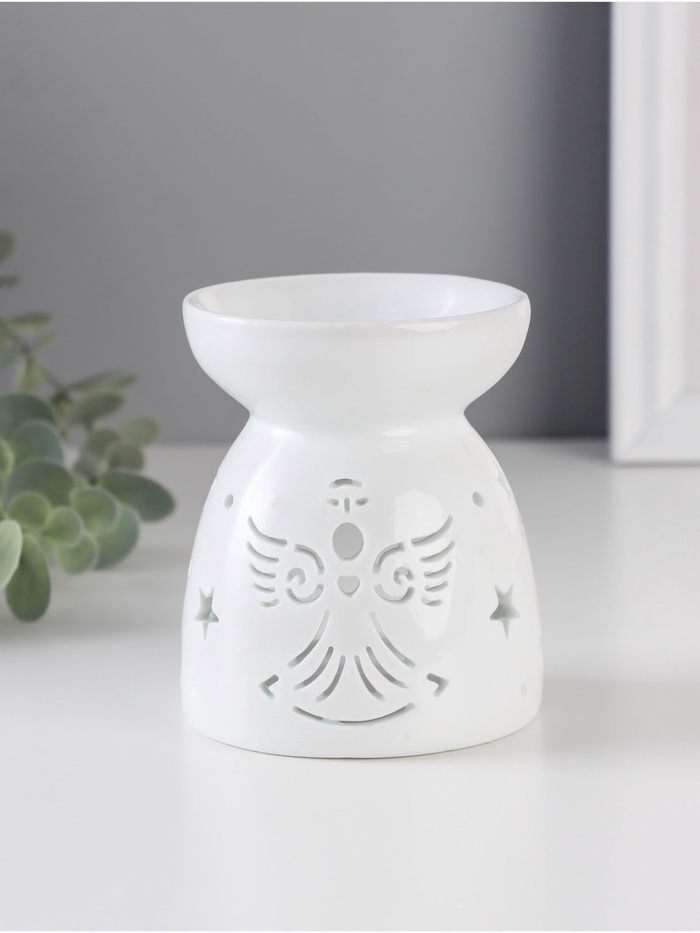 Аромалампа для эфирных масел «Ангел», керамика, белый, 8×8×9.3 см