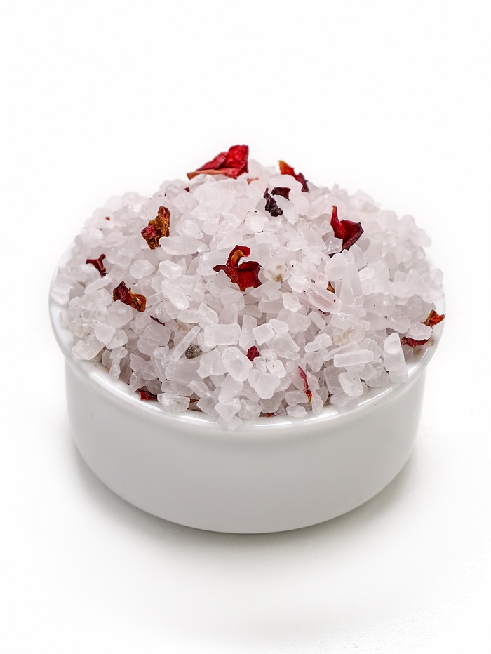 Соль для ванны «С праздником 8 марта», с лепестками розы, 150 г, Чистое счастье