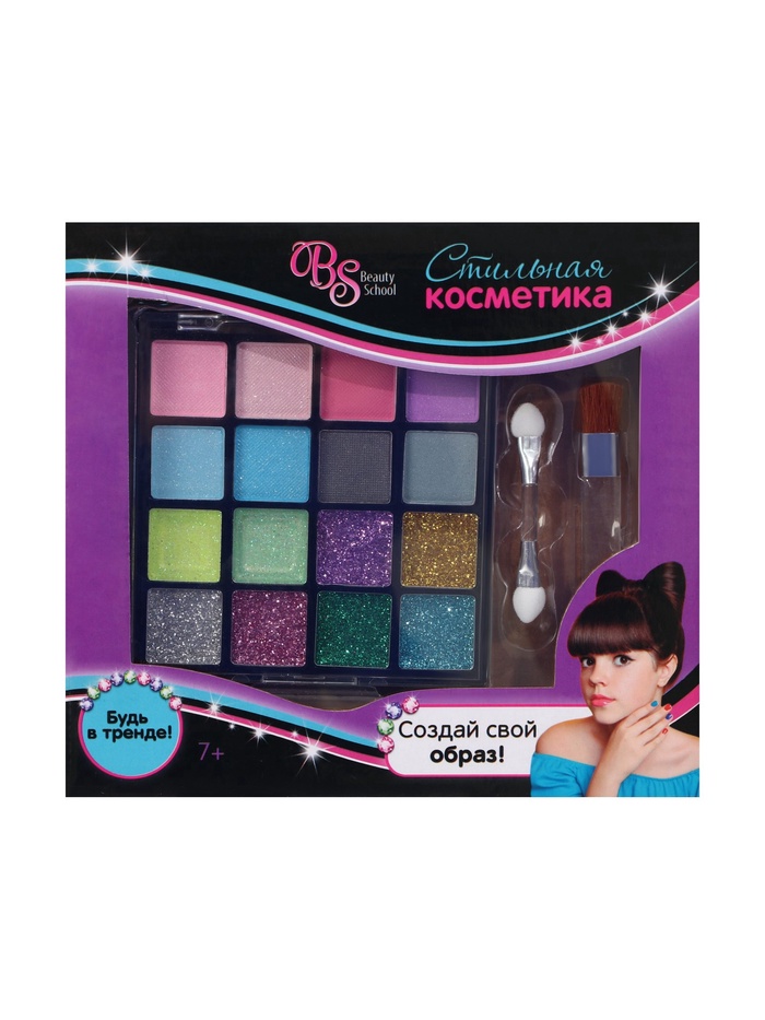 Набор косметики для девочки: тени, кисть, аппликатор