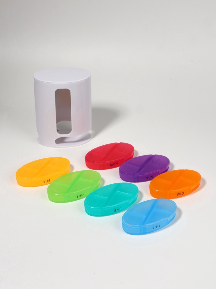 Таблетница - органайзер «Неделька», английские буквы, 12×6×5.9 см, 7 контейнеров по 4 секции, разноцветная