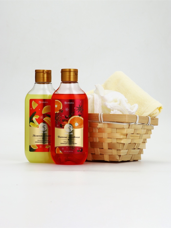 Подарочный набор новогодний косметики в деревянной корзине: гель для душа, пена и полотенце, URAL LAB