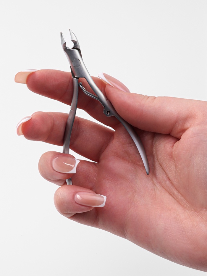 Кусачки маникюрные для кутикулы, эргономичные, 9.3 см, длина лезвия-7 мм