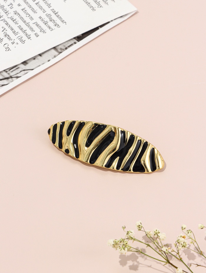 Заколка - автомат для волос QF «Филомена», овал, 8.5 см, чёрно-золотая