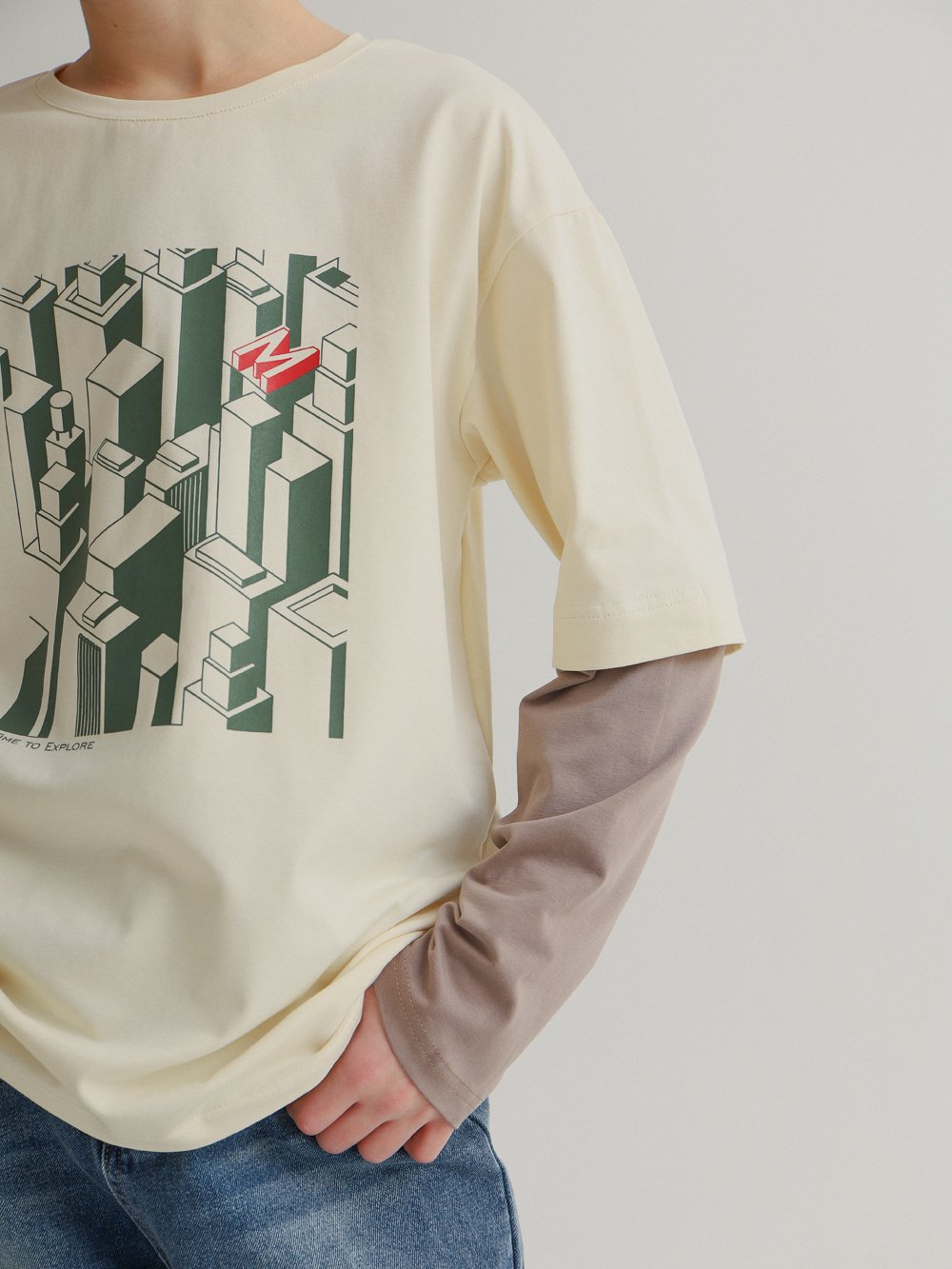 Лонгслив с двойным рукавом экрю